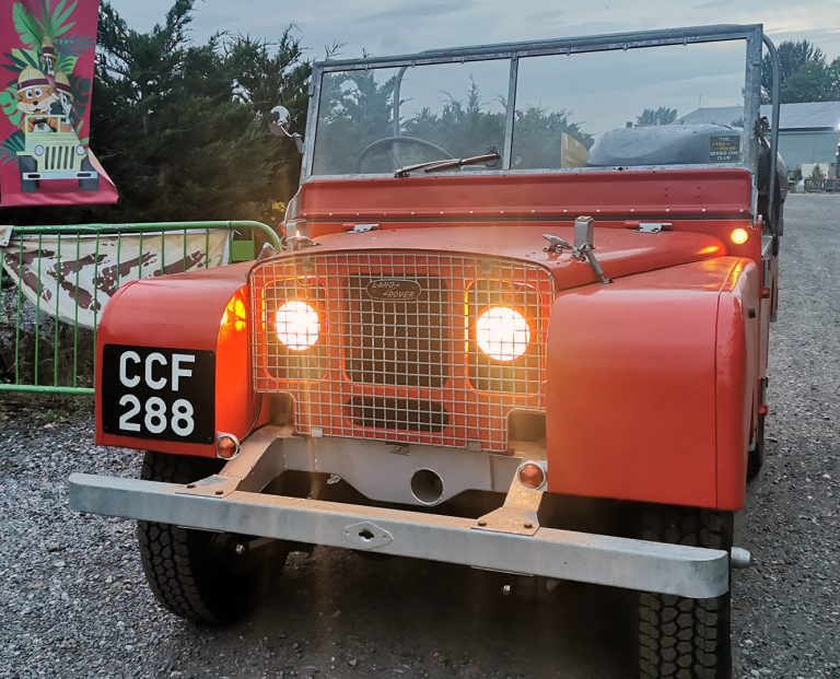 Red Land-Rover Series One
