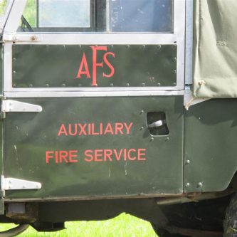Signwriting by Arne Barker AFS Land Rover door signwritten